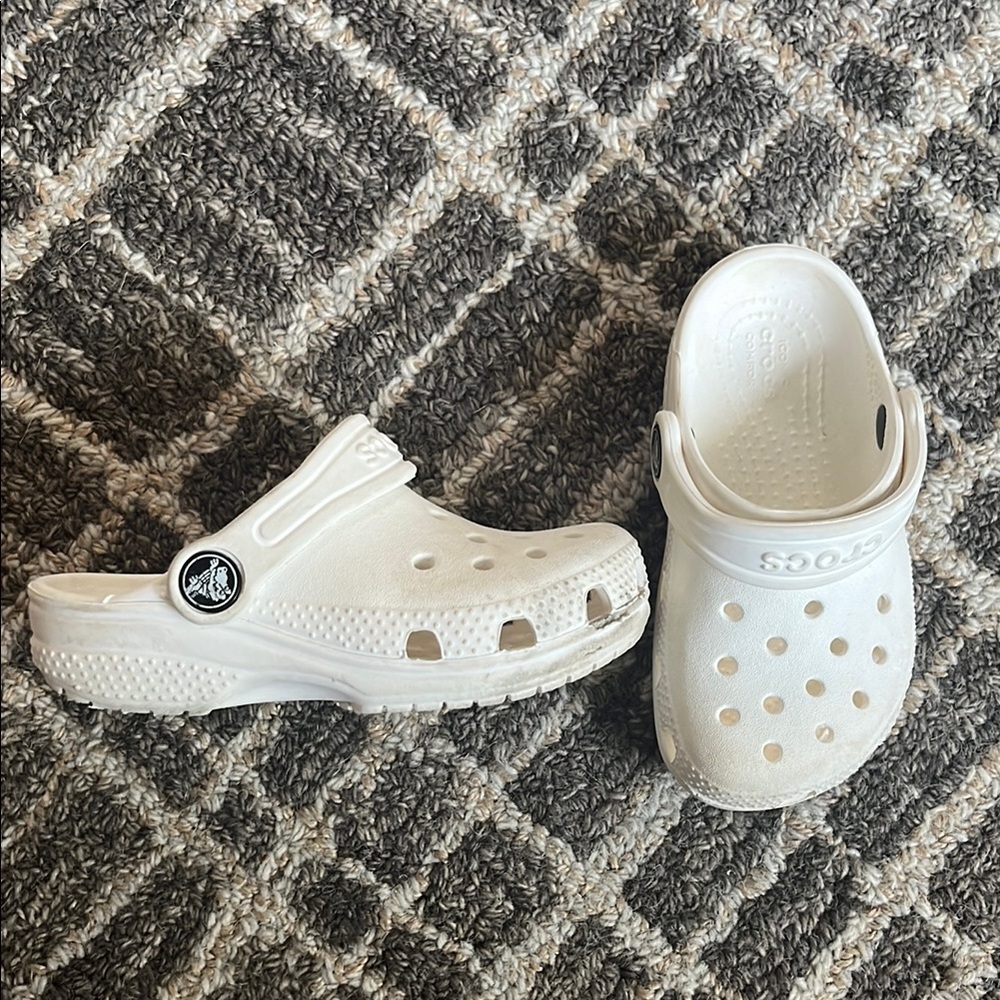 Kids White Clogs toddler 8 great shape